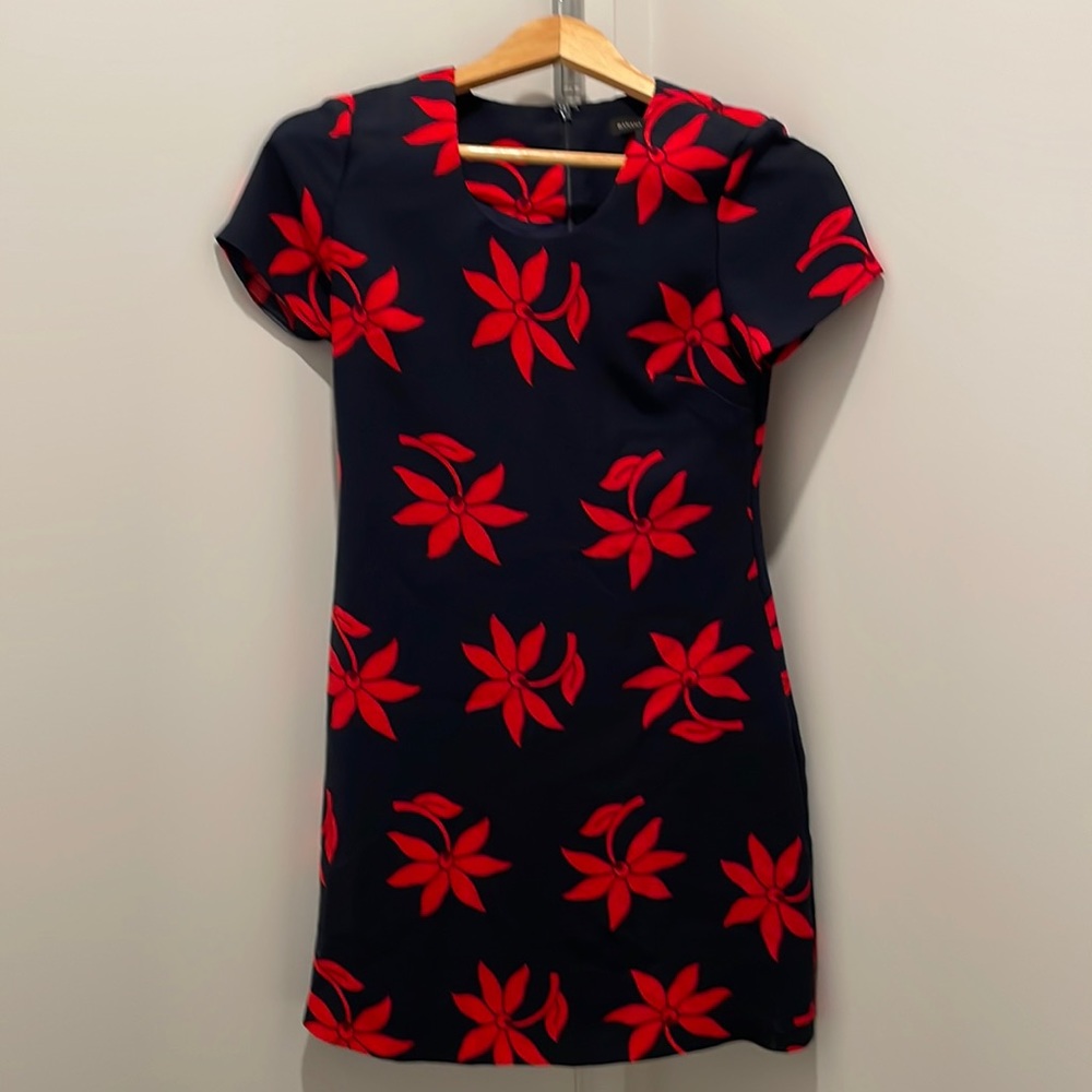 Banana republic navy short sleeve with red floral print mini dress